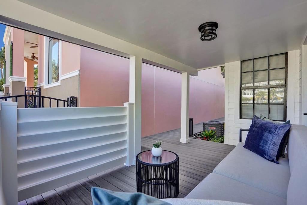 Hollywood Apartments Host By Beenomad Exteriör bild